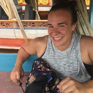 Meet your Posher, Jess